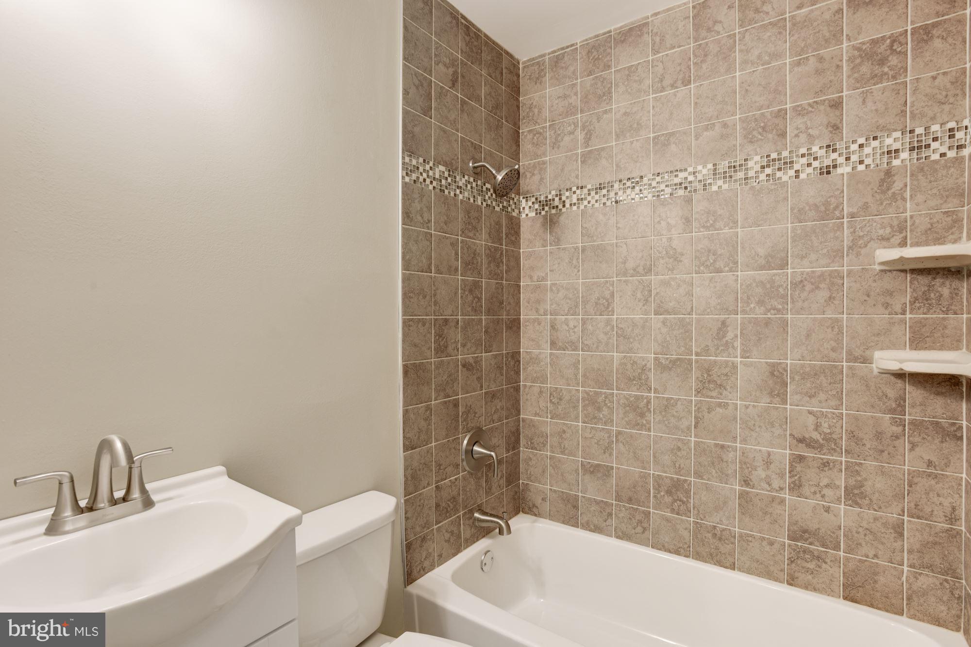 10382 Tuscany Road Ellicott City, MD 21042 - Photo 19 of 29 Bath (Master)