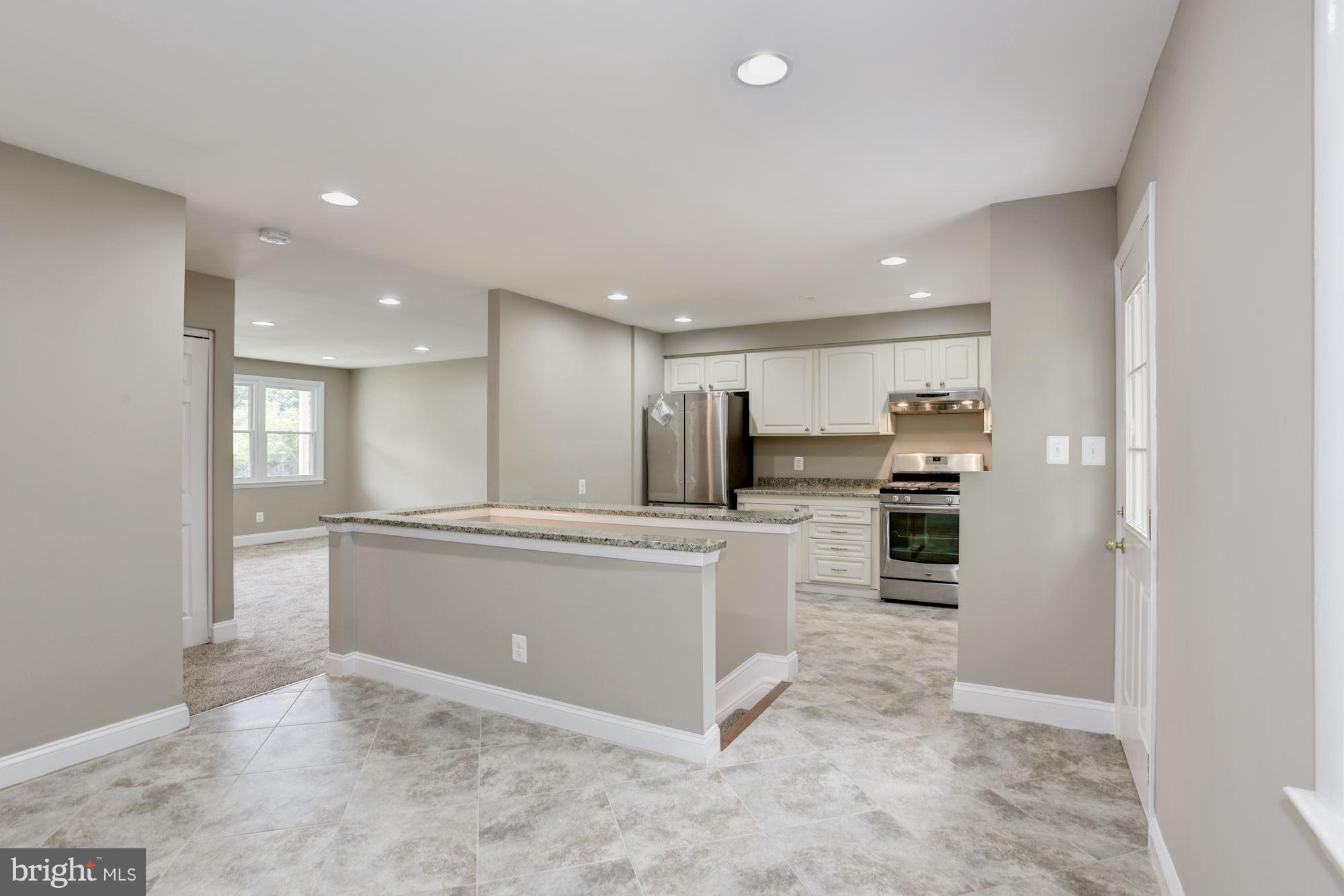 10382 Tuscany Road Ellicott City, MD 21042 - Photo 8 of 29 Kitchen