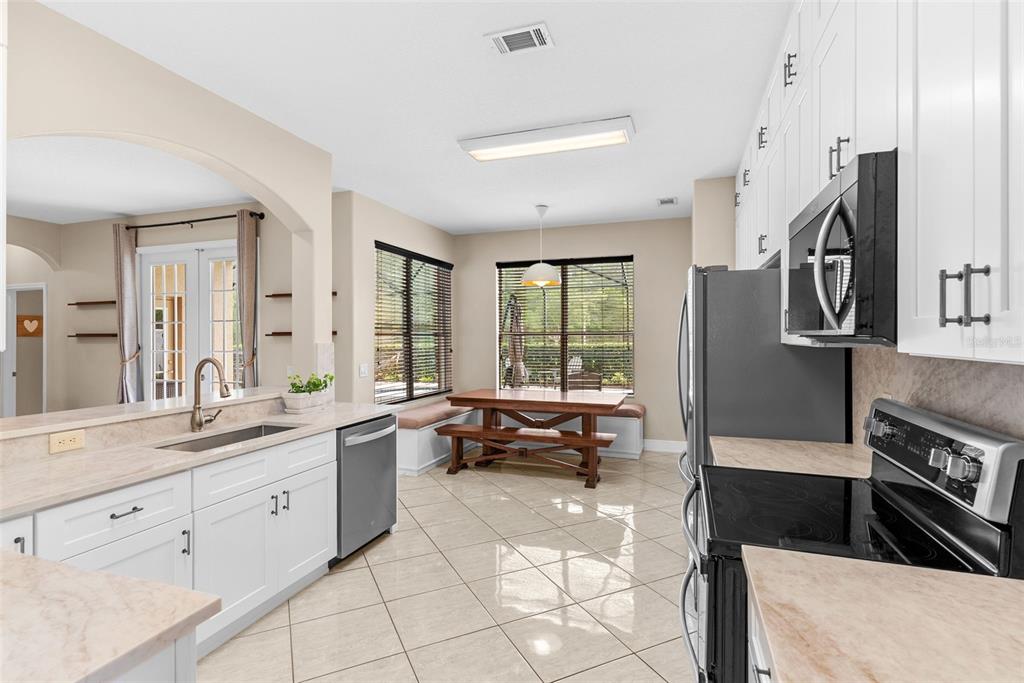7627 Rathdown Lane Wesley Chapel, FL 33545 - Photo 7 of 57