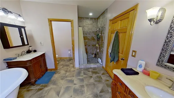 $849,500 | 172 Hawks Road, Pittsfield, NY 13411