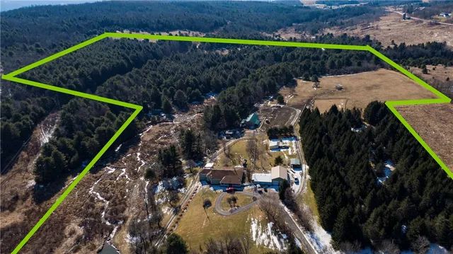 $849,500 | 172 Hawks Road, Pittsfield, NY 13411