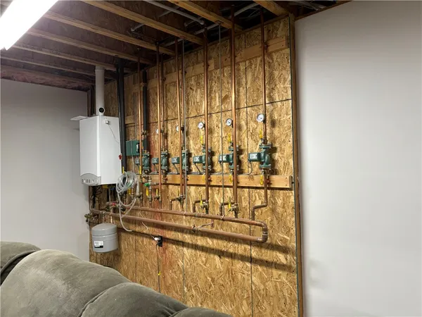 $849,500 | 172 Hawks Road, Pittsfield, NY 13411