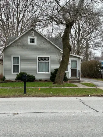 $217,500 | 708 South Main Street, Kouts, IN 46347