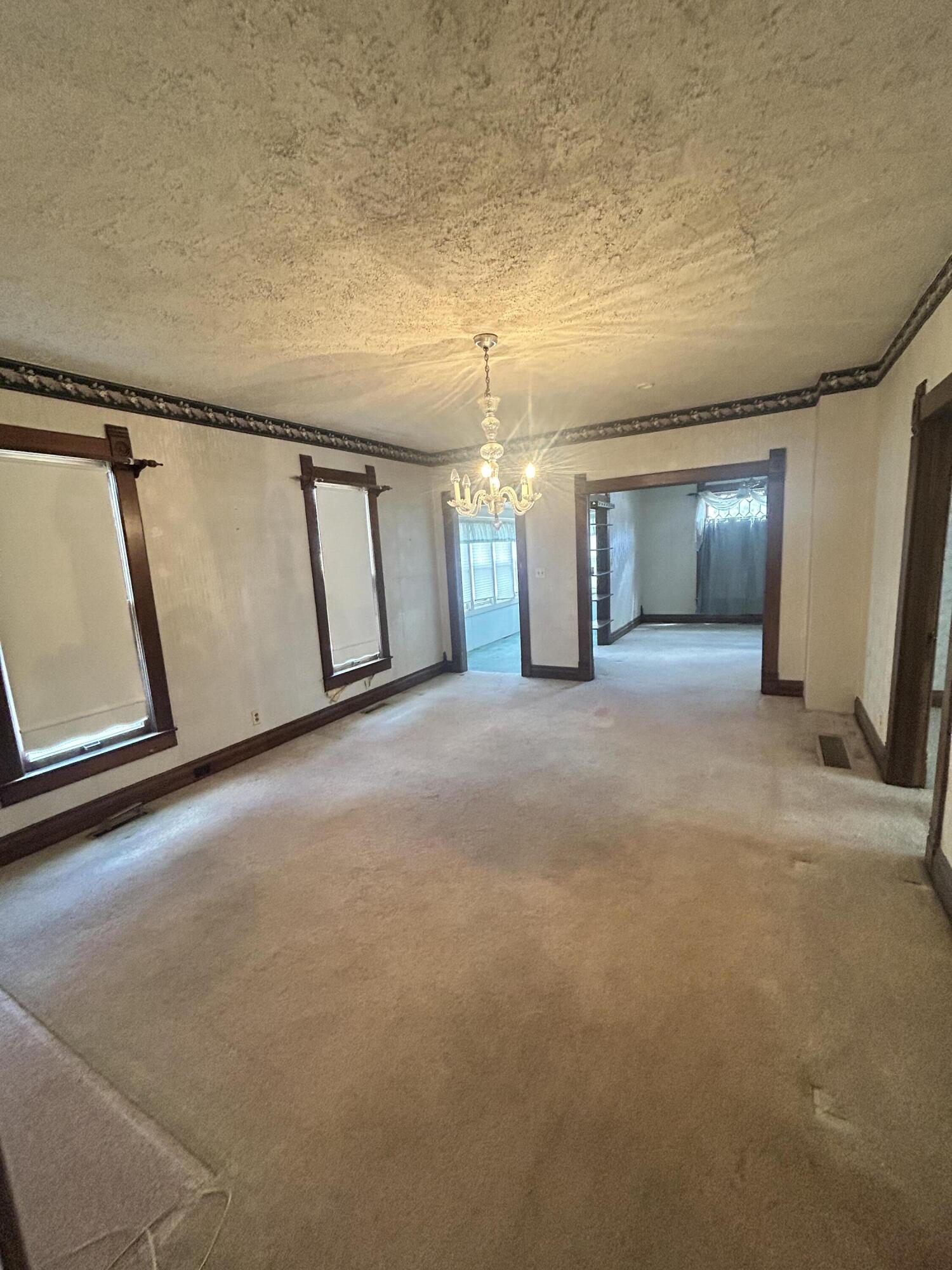 708 South Main Street Kouts, IN 46347 - Photo 9 of 14 1500x2000