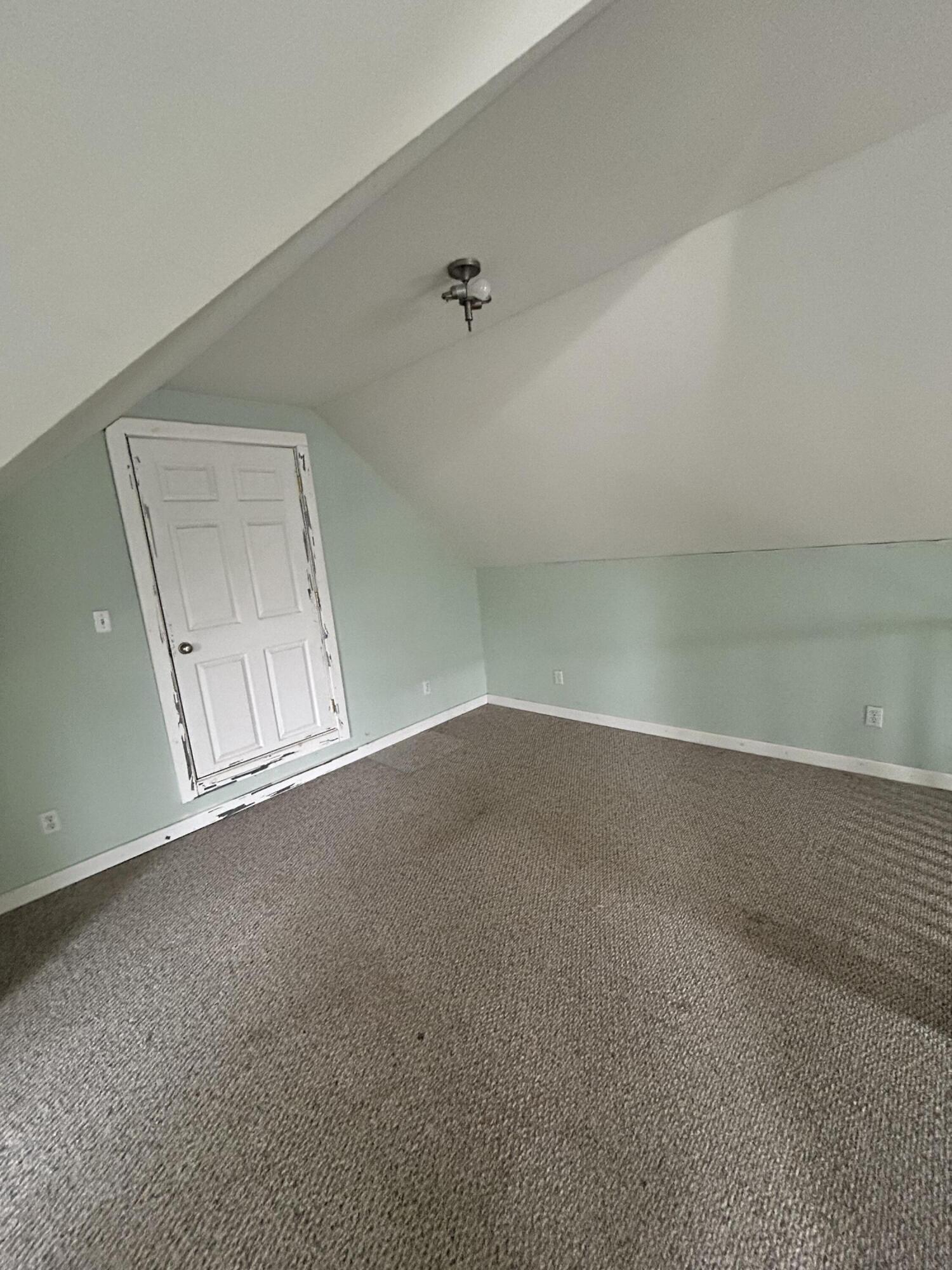 708 South Main Street Kouts, IN 46347 - Photo 10 of 14 1500x2000