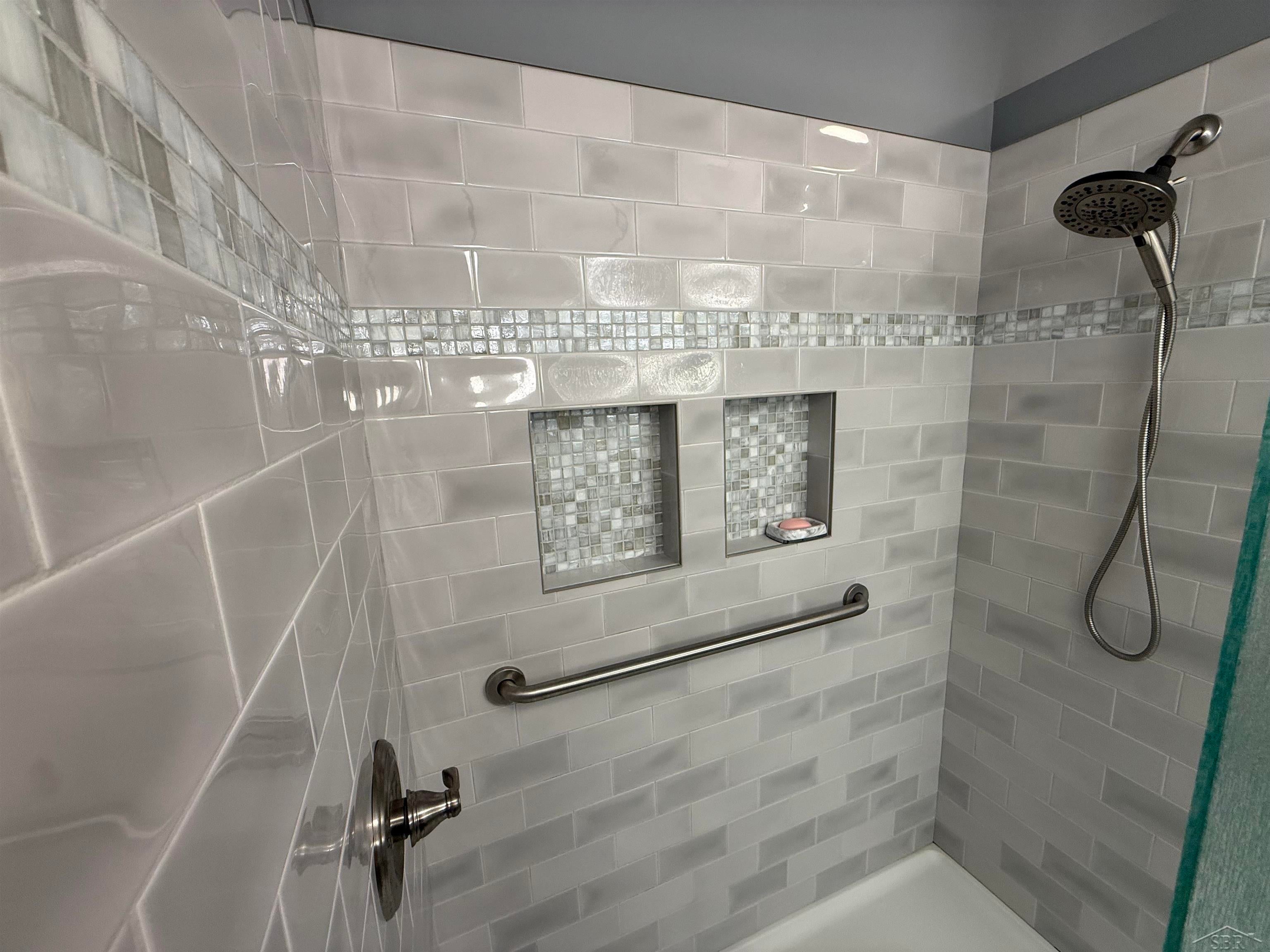1825 North Miller Road Saginaw, MI 48609 - Photo 21 of 57 Gallery Image 21