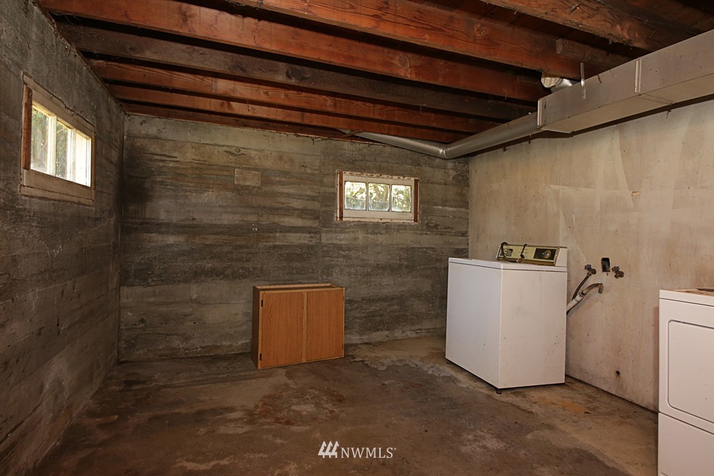 7966 Scatchet Head Road Clinton, WA 98236 - Photo 19 of 25 Gallery Image 19