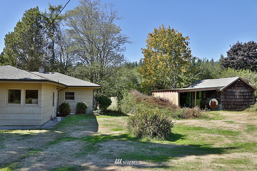 7966 Scatchet Head Road Clinton, WA 98236 - Photo 22 of 25 Gallery Image 22