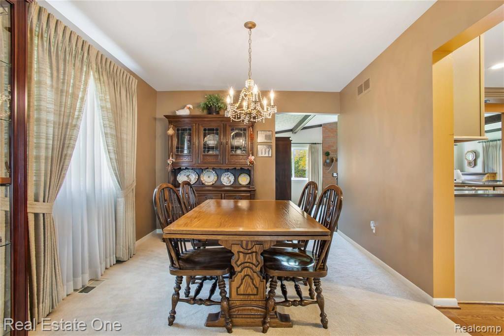 862 Dunedin Drive Rochester Hills, MI 48309 - Photo 4 of 26