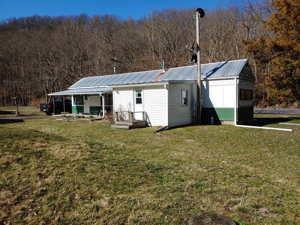 12977 Blacklog Mountain Road Mount Union, PA 17066 - Photo 2 of 38 Mobile Home, rear view.