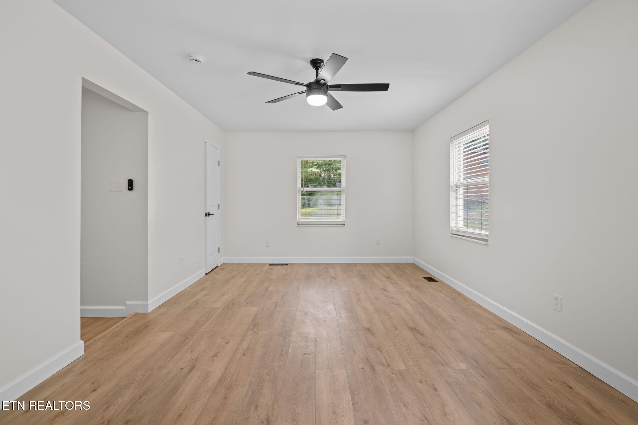 604 Reed Drive Powell, TN 37849 - Photo 20 of 31 32-web-or-mls-604 Reed-7956