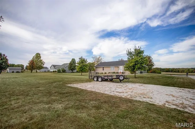 $350,000 | 10 Austin Court, Brighton, IL 62012