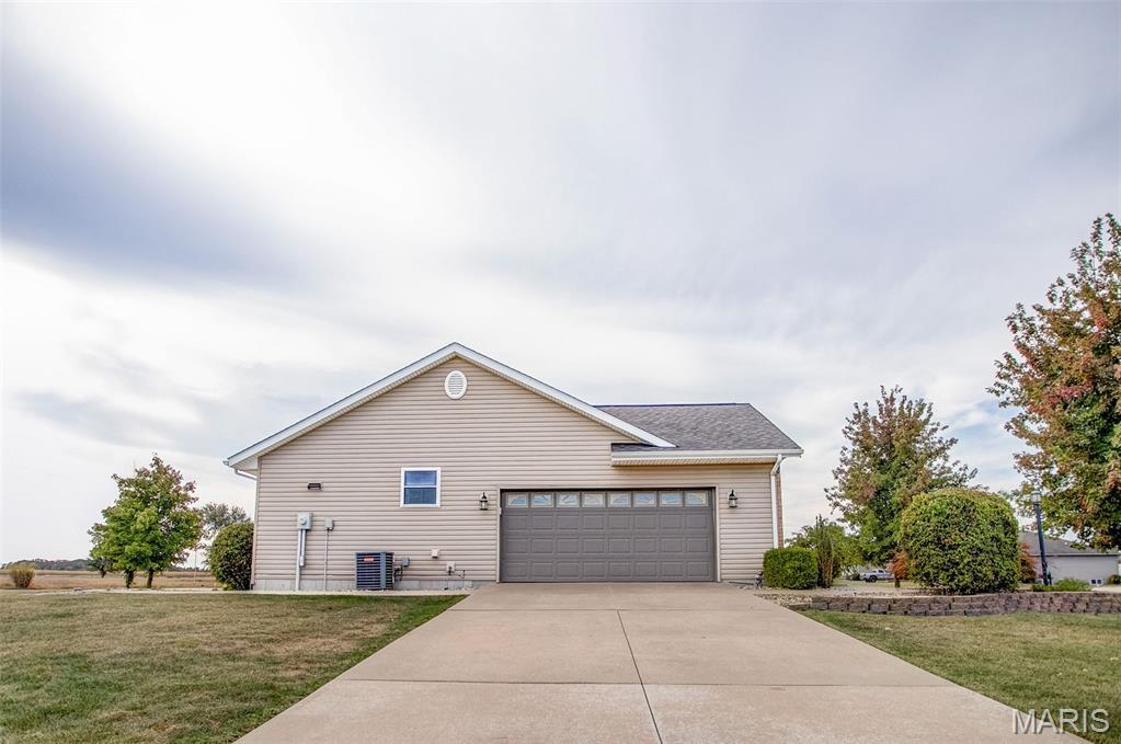 10 Austin Court Brighton, IL 62012 - Photo 14 of 50