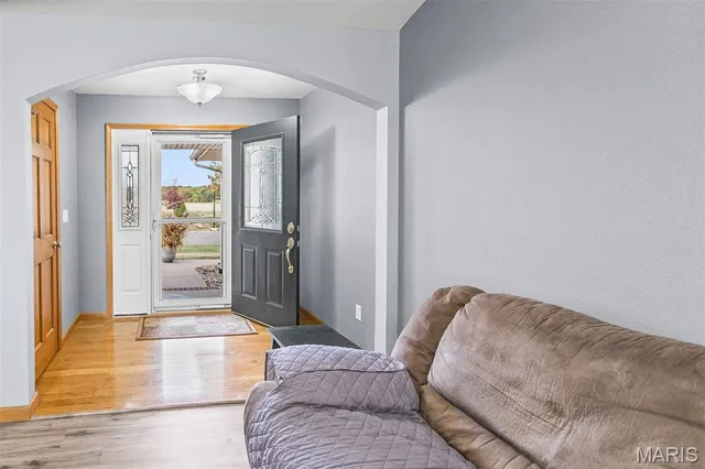 $350,000 | 10 Austin Court, Brighton, IL 62012