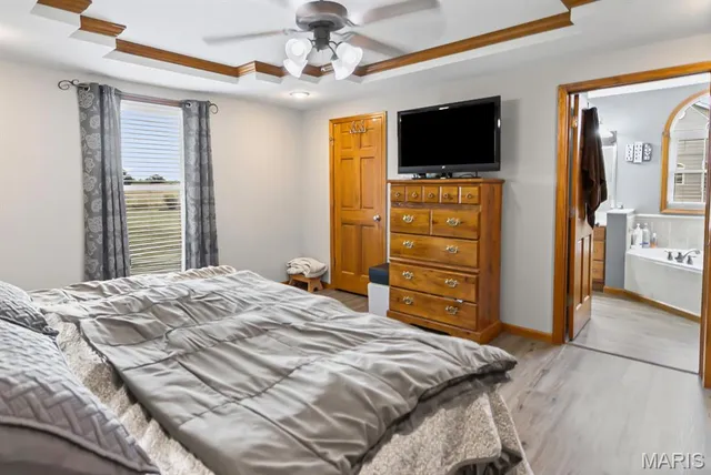 $350,000 | 10 Austin Court, Brighton, IL 62012