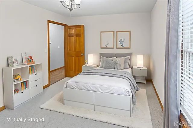 $350,000 | 10 Austin Court, Brighton, IL 62012