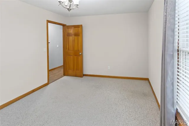 $350,000 | 10 Austin Court, Brighton, IL 62012