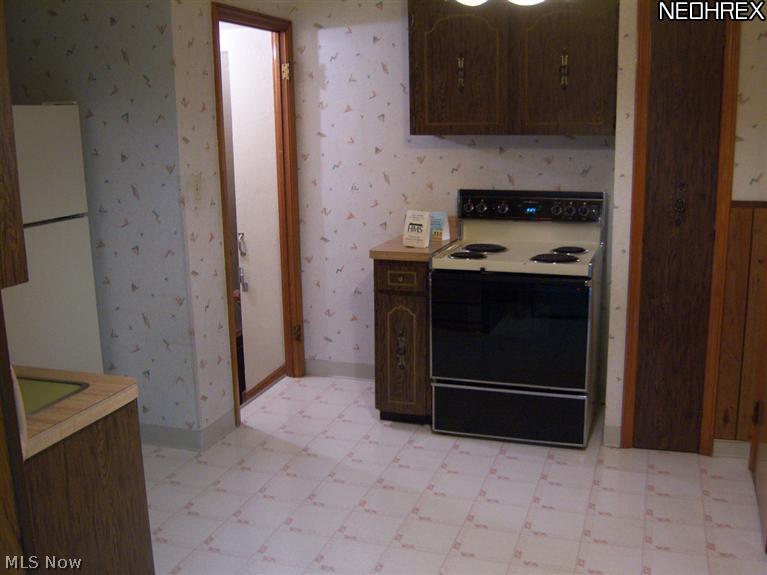 1255 Ford Road Lyndhurst, OH 44124 - Photo 7 of 13