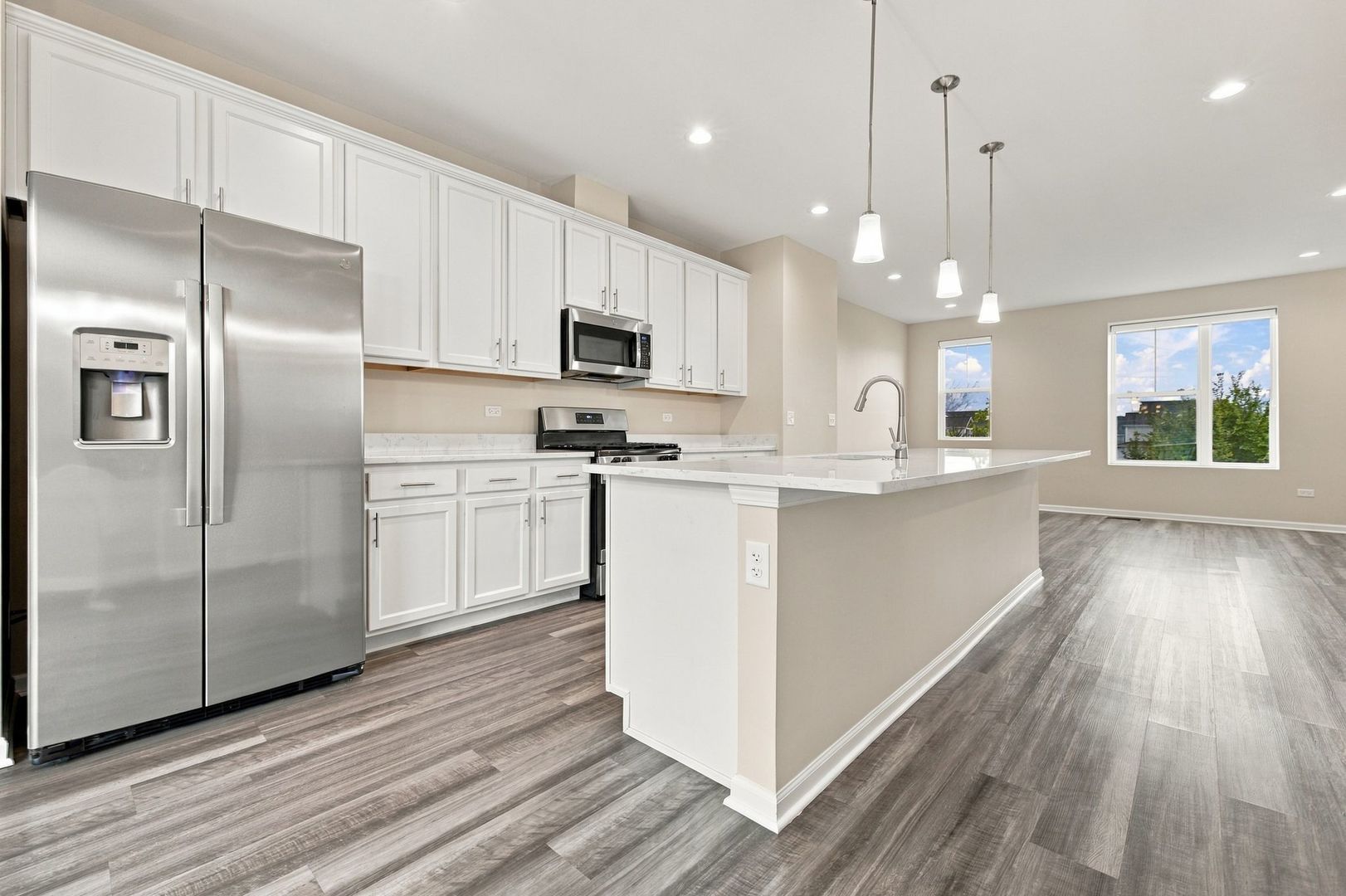 4134 Irving Road Aurora, IL 60504 - Photo 10 of 25 Gallery Image 10
