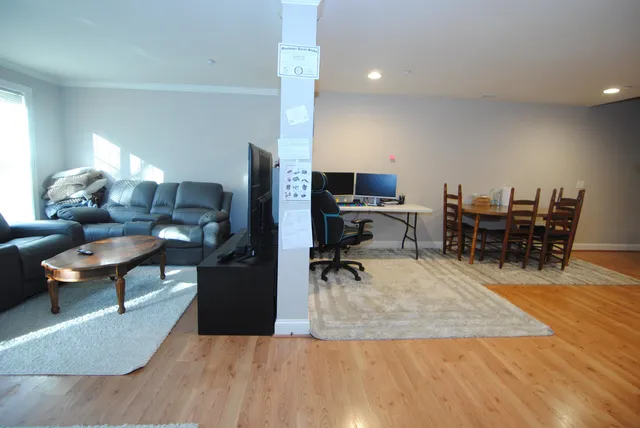 $2,500 | 3 Maple Ridge Drive, Unit 221, Merrimack, NH 03054