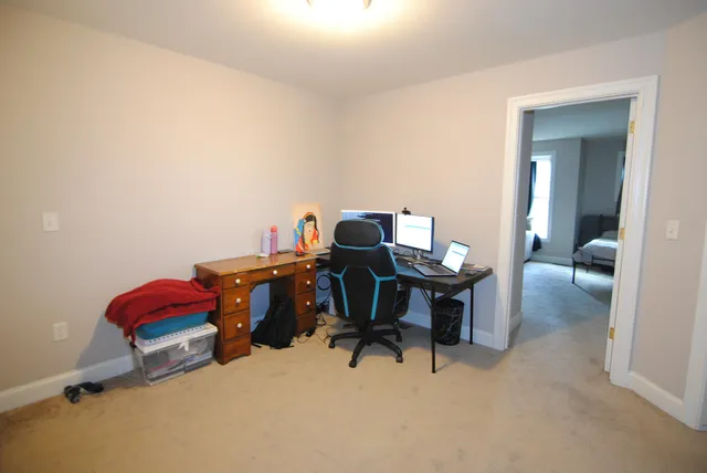 $2,500 | 3 Maple Ridge Drive, Unit 221, Merrimack, NH 03054