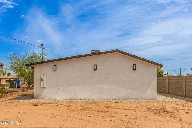 $338,000 | 4010 South 24th Place, Phoenix, AZ 85040