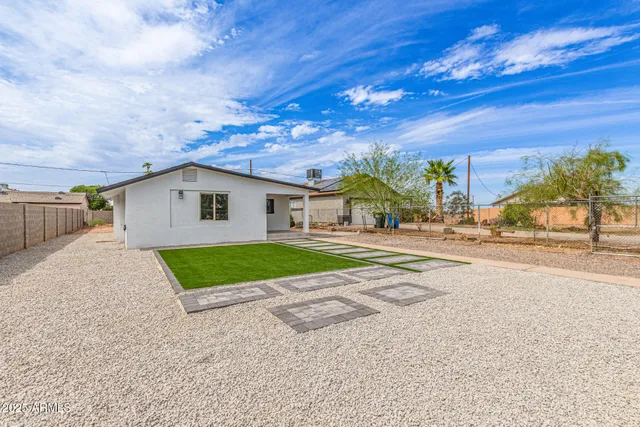 $338,000 | 4010 South 24th Place, Phoenix, AZ 85040