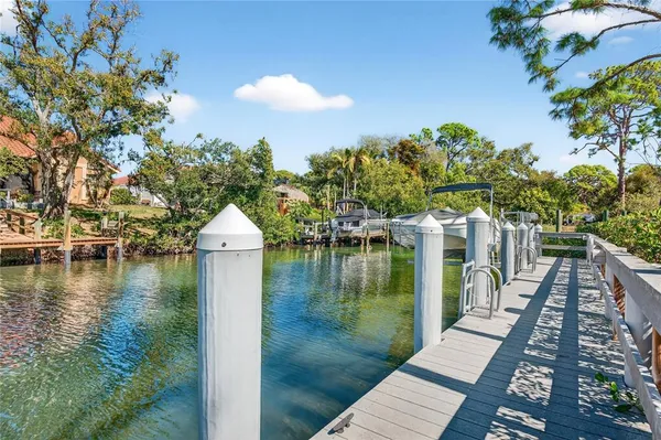 $355,000 | 620 Fair Winds Drive, Unit 620, Nokomis, FL 34275