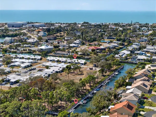 $355,000 | 620 Fair Winds Drive, Unit 620, Nokomis, FL 34275