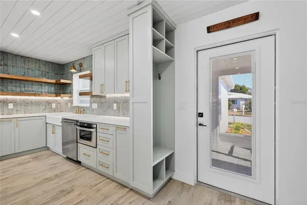 $355,000 | 620 Fair Winds Drive, Unit 620, Nokomis, FL 34275