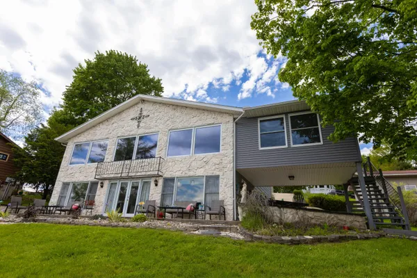 $1,150,000 | 381 Northern Spy Circle, Howard, OH 43028