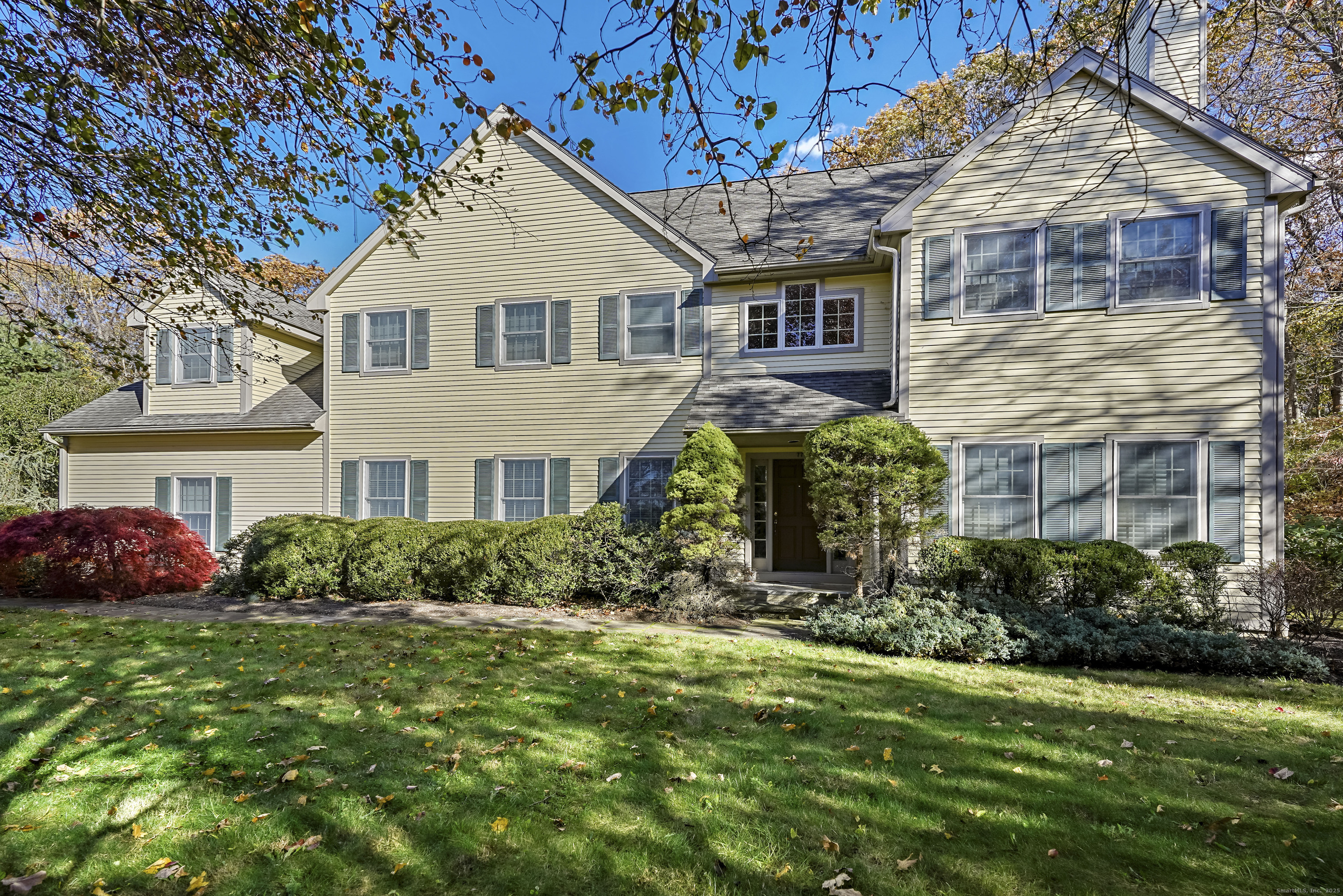 77 Fox Glen Drive Stamford, CT 06903 - Photo 1 of 40