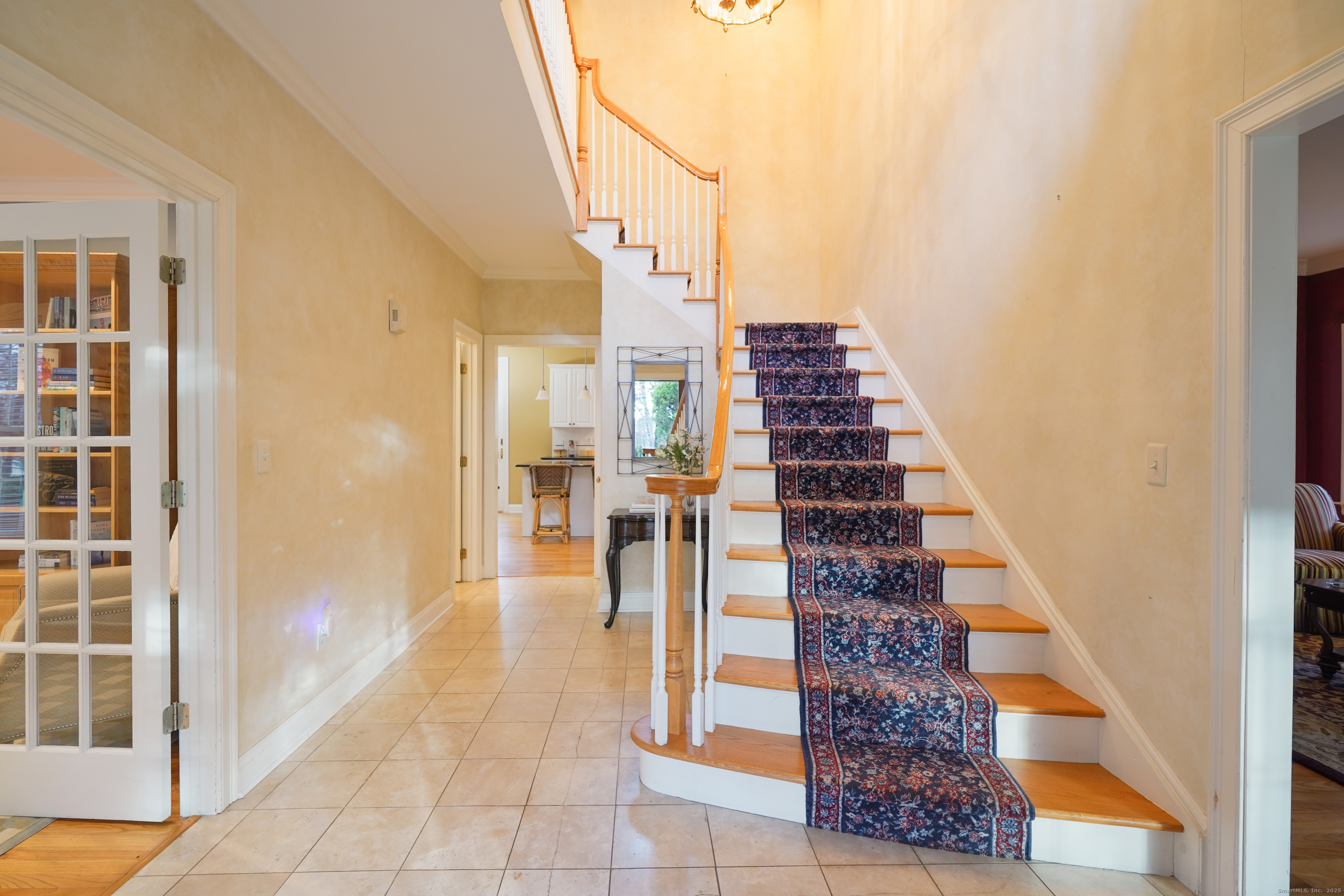 77 Fox Glen Drive Stamford, CT 06903 - Photo 3 of 40