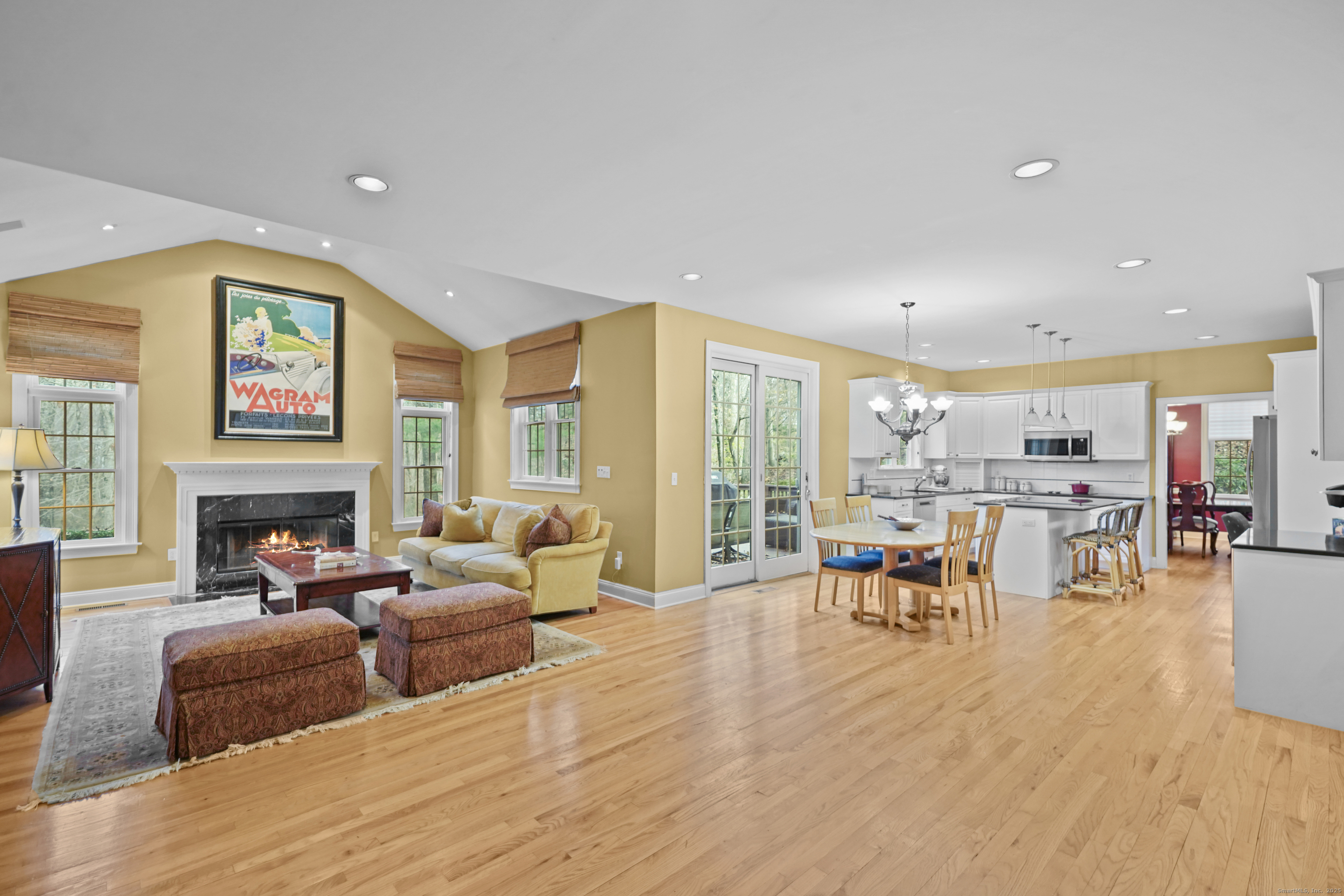 77 Fox Glen Drive Stamford, CT 06903 - Photo 10 of 40