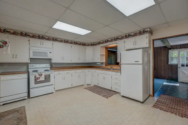 $325,000 | 454 130th Street, Amery, WI 54001