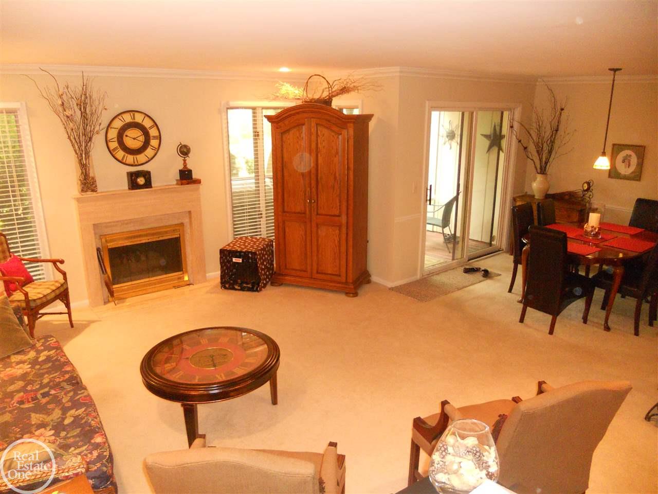 966 Golfview Court Rochester Hills, MI 48307 - Photo 7 of 35