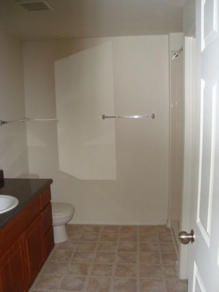 909 East Camelback Road, Unit 2033 Phoenix, AZ 85014 - Photo 4 of 6 Interior