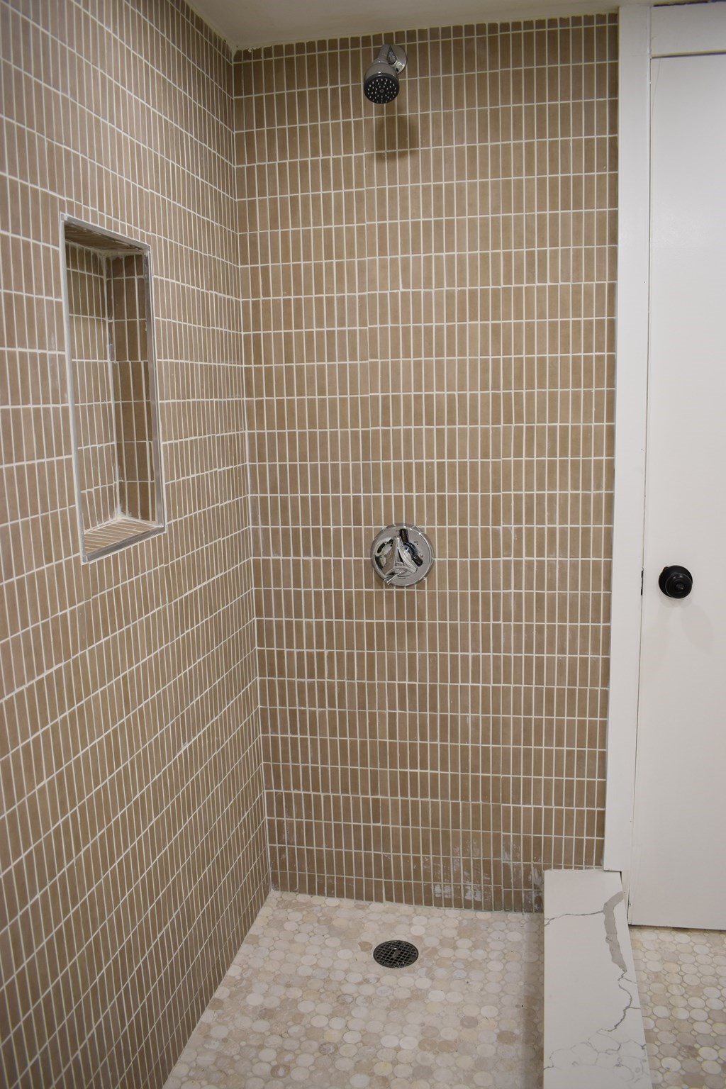 65 Thomas Road Weymouth, MA 02190 - Photo 21 of 29 Gallery Image 21