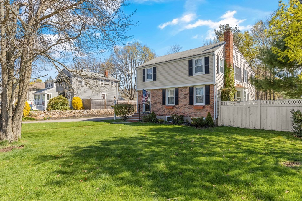 730 East Street Dedham, MA 02026 - Photo 4 of 38