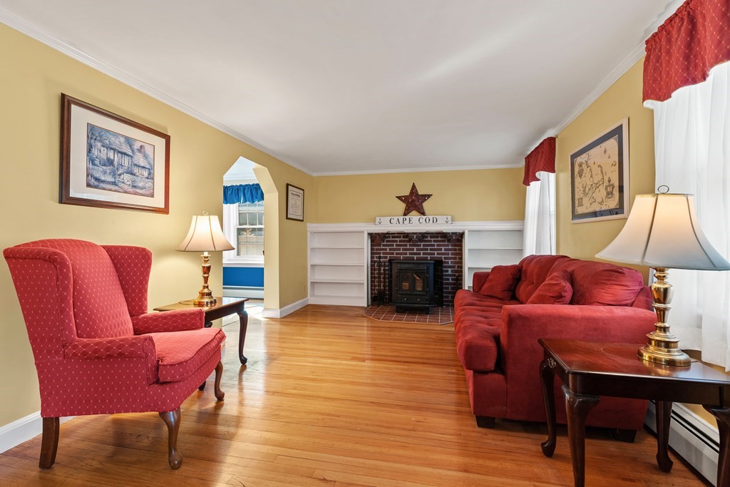 730 East Street Dedham, MA 02026 - Photo 7 of 38