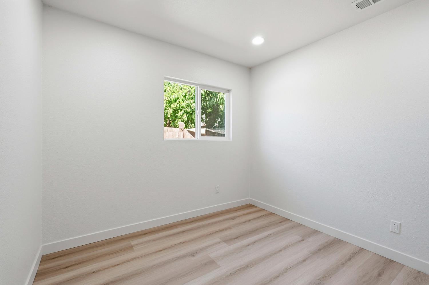 201 Barozzi Avenue Modesto, CA 95351 - Photo 29 of 44