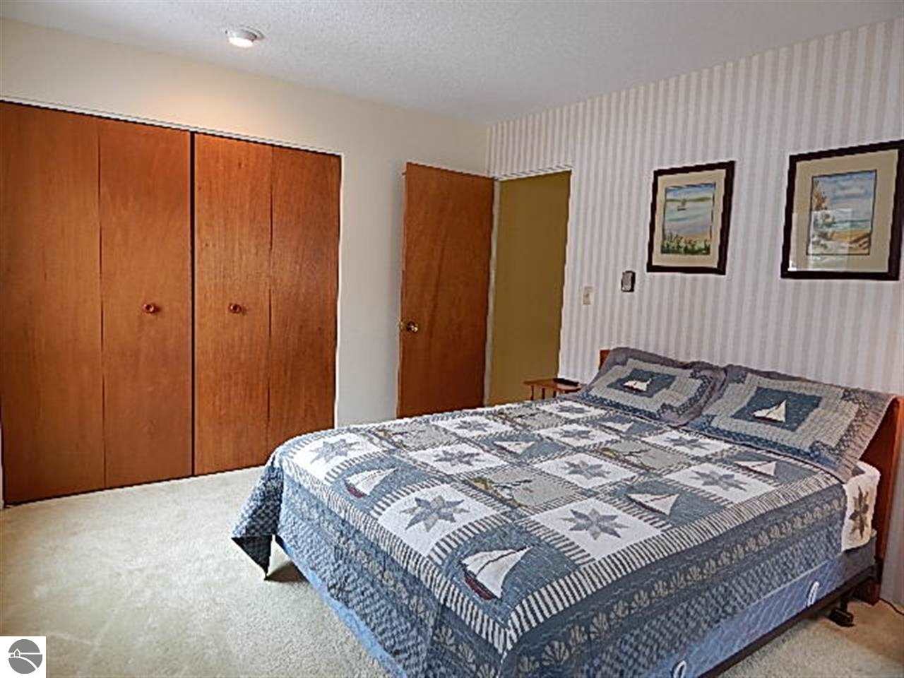 780 South Stony Point Road Suttons Bay, MI 49682 - Photo 29 of 47 1830995-28.JPG