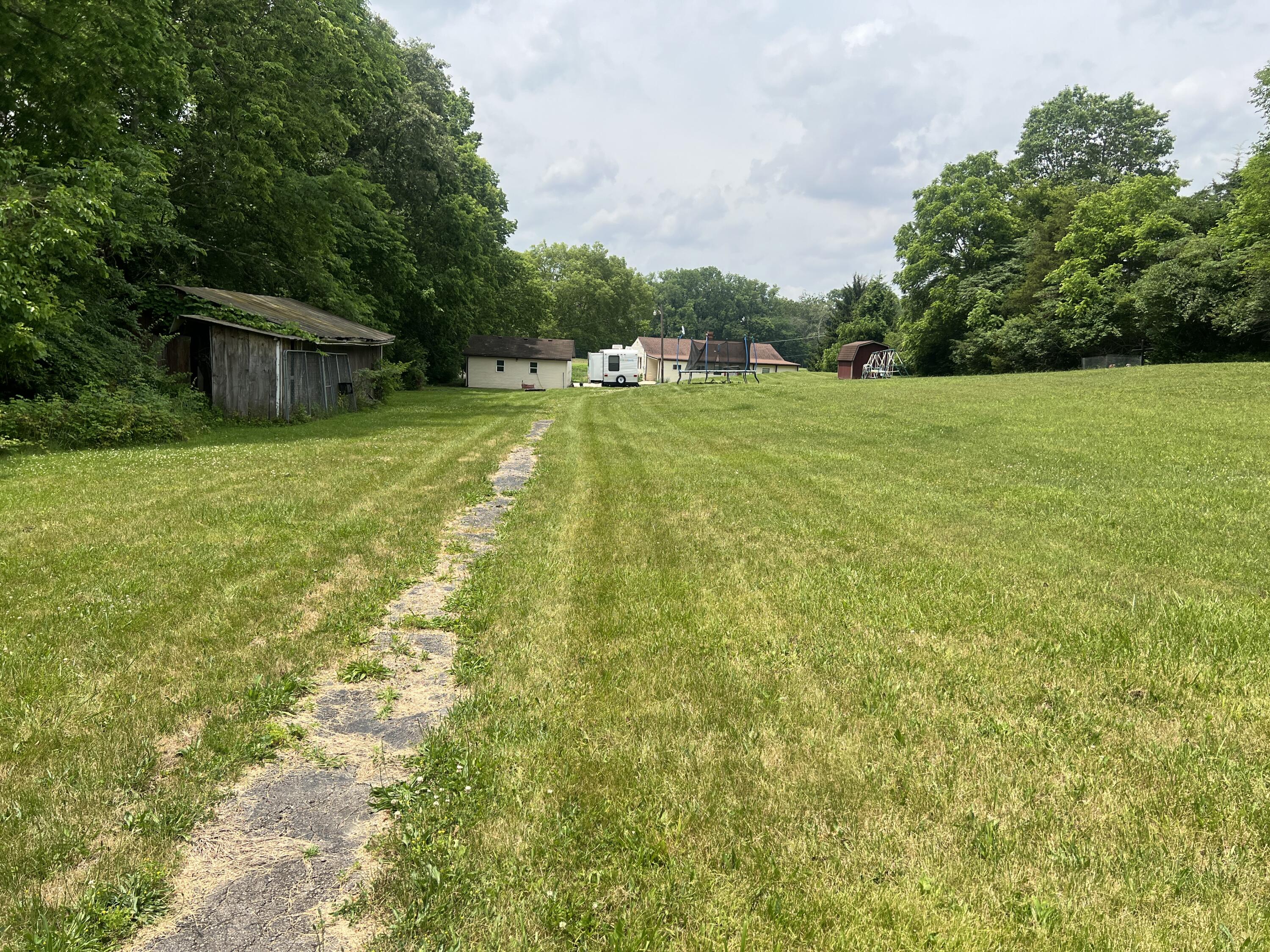 10044 Kaser Road Piqua, OH 45356 - Photo 13 of 84 Rear Acreage