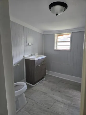 $1,000 | 5906 Hillsboro Street, Houston, TX 77020