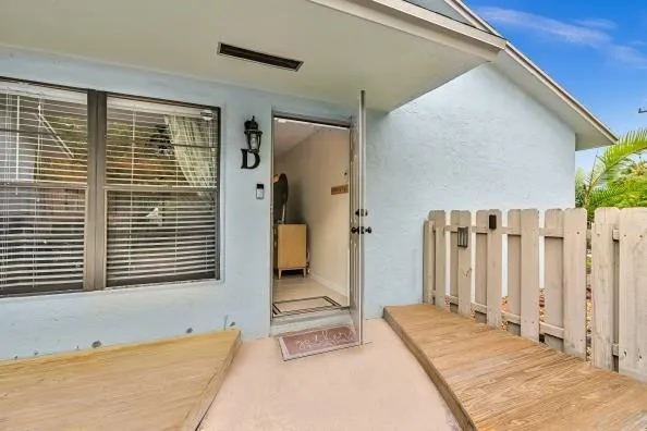 $400,000 | 431 Jupiter Lakes Boulevard, Unit 2124D, Jupiter, FL 33458