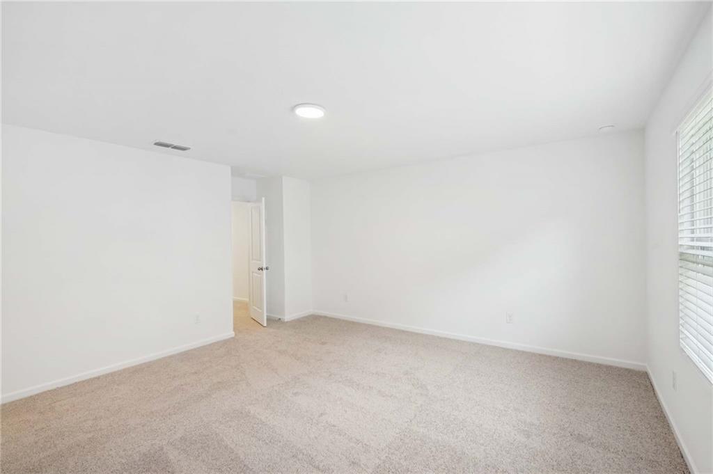 5357 Frontier Court Flowery Branch, GA 30542 - Photo 13 of 27