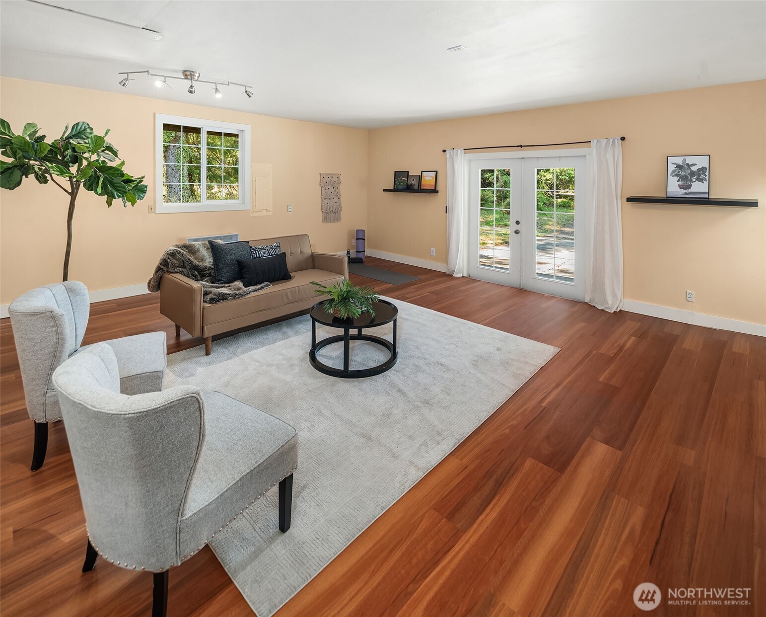 2426 Rosecrans Street Port Townsend, WA 98368 - Photo 13 of 28