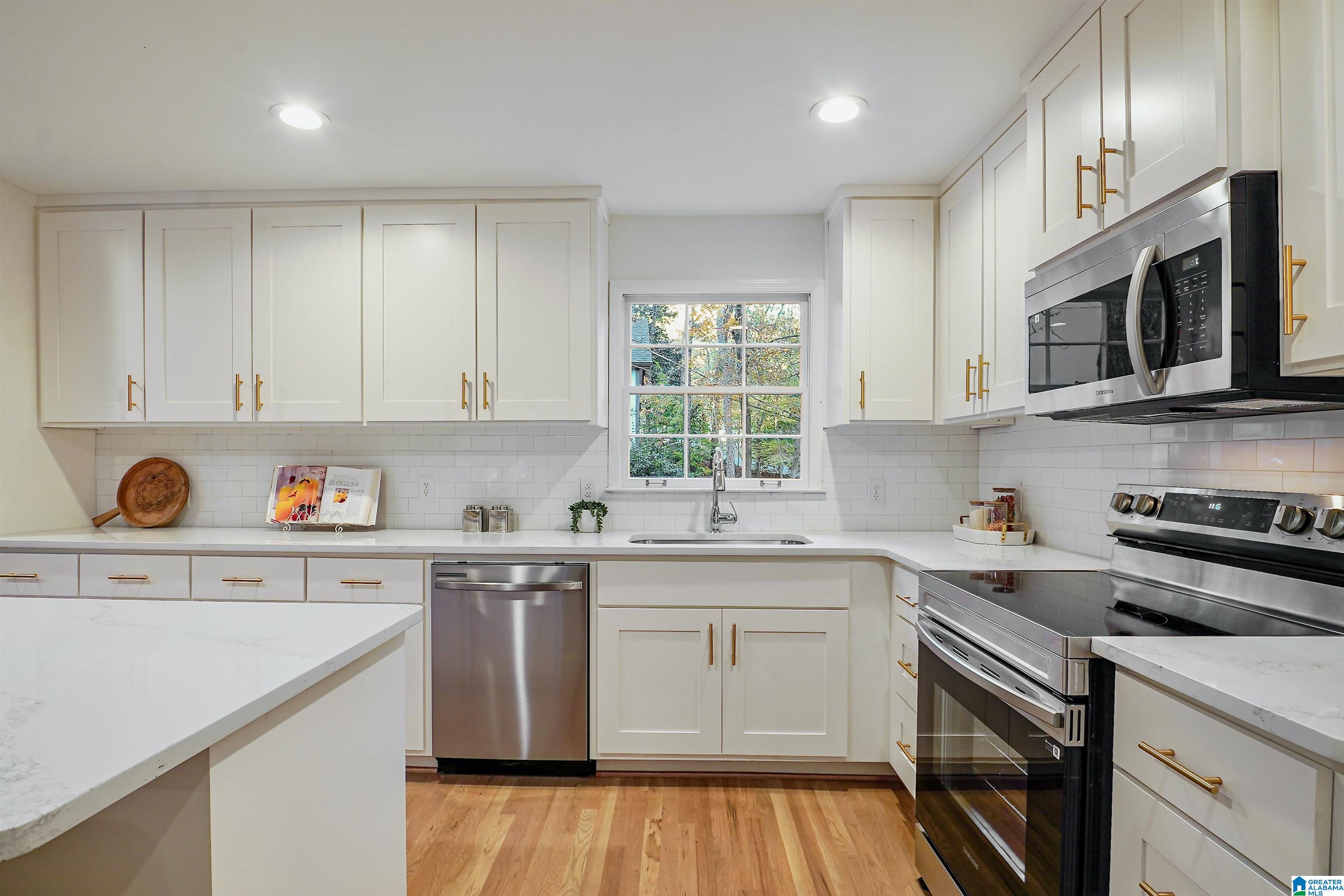 3406 North River Road Birmingham, AL 35223 - Photo 13 of 51