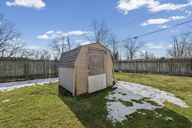 $230,000 | 325 North Market Street, Hoopeston, IL 60942