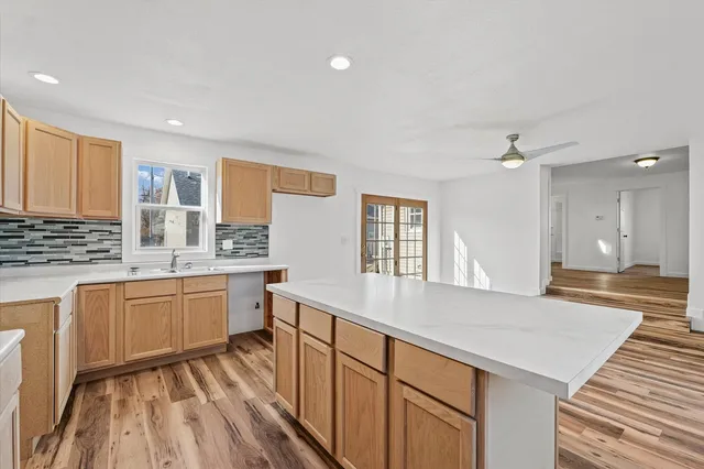 $230,000 | 325 North Market Street, Hoopeston, IL 60942